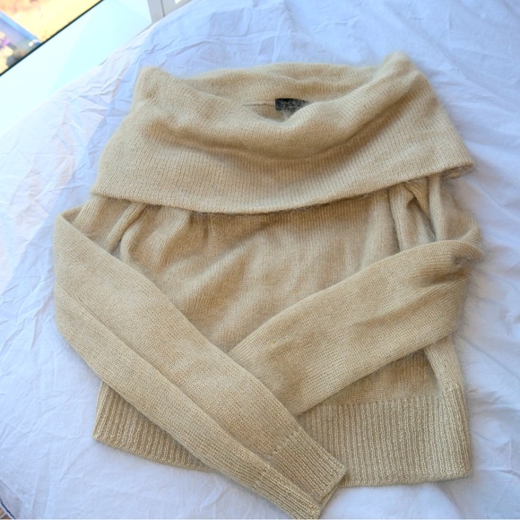 **rag & bone Off-Shoulder Cashmere Sweater - Size S - Cream - Barely Worn** - Picture 1 of 3
